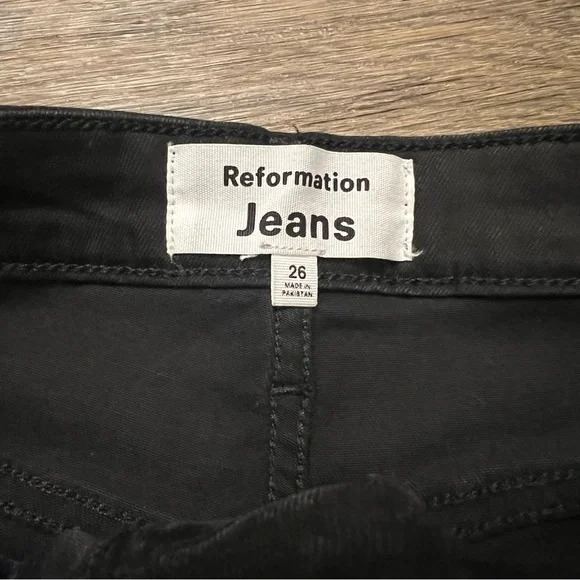 Reformation Wynn Ultra High Rise Slim Straight Jeans Black Size 26 - Picture 7 of 10